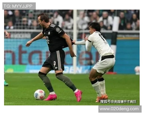 足球明星因腰椎骨折遭遇职业生涯重大挑战球迷们心痛不已 足球明星因腰椎骨折遭遇职业生涯重大挑战球迷们心痛不已